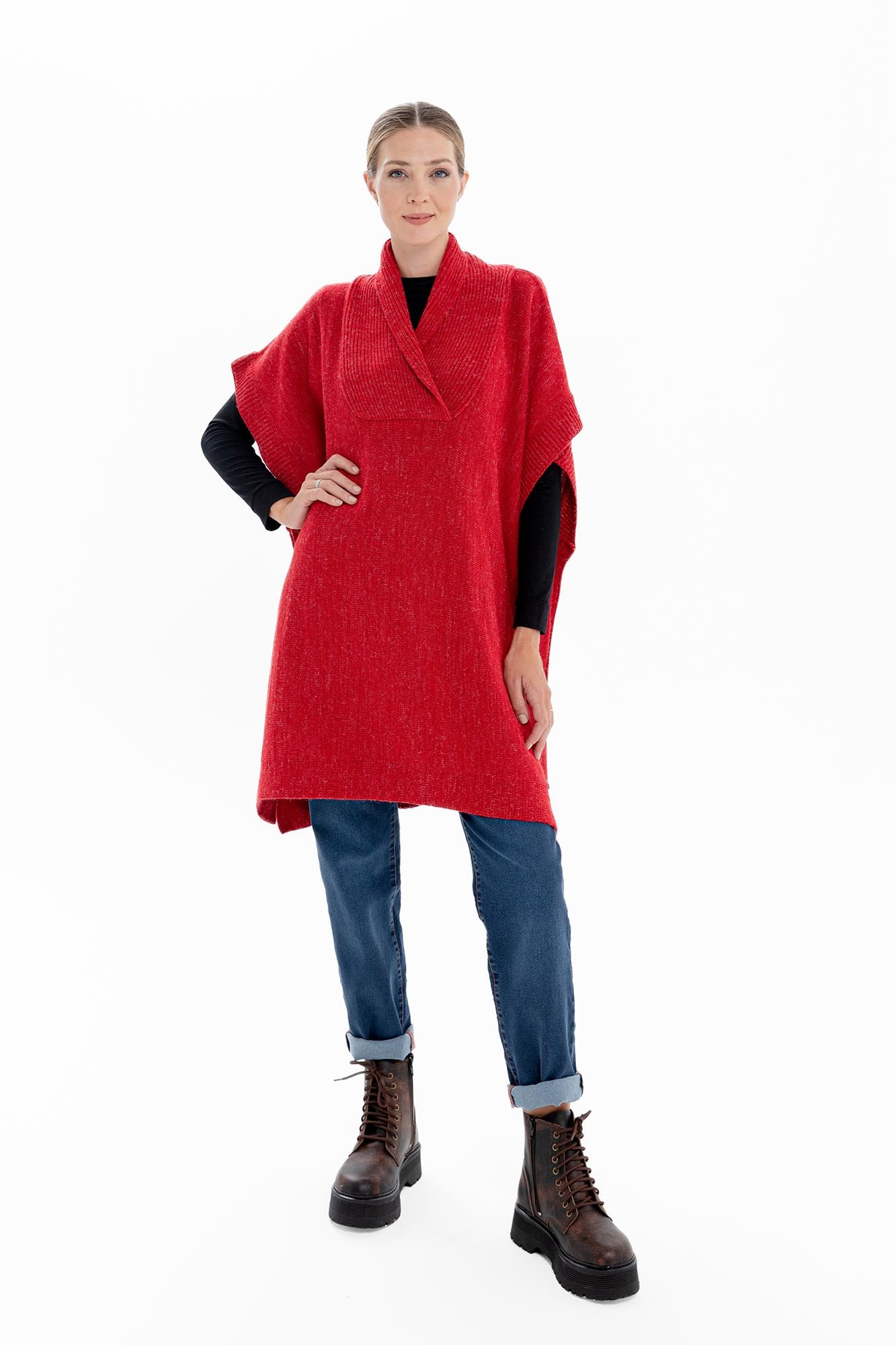 PONCHO LUISINA